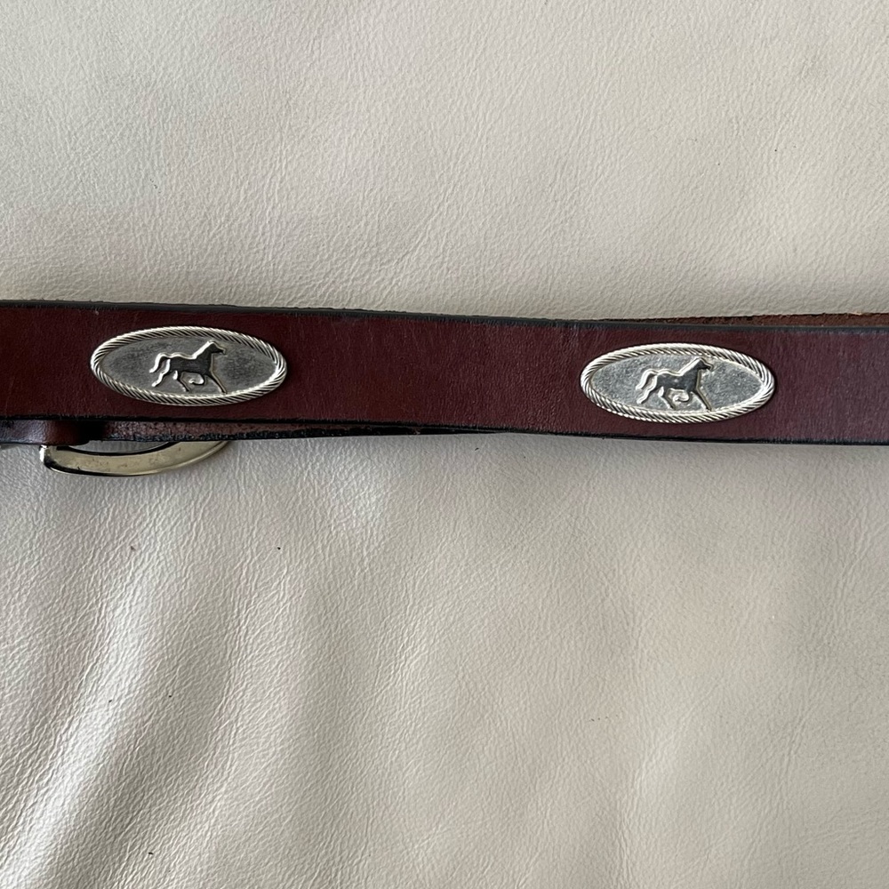 Horse-themed Brown Leather Belt - Size 30 - Picture 5 of 11